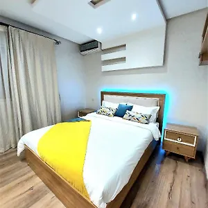 Pour Familles En Avec Piscine Et Wifi Appartement